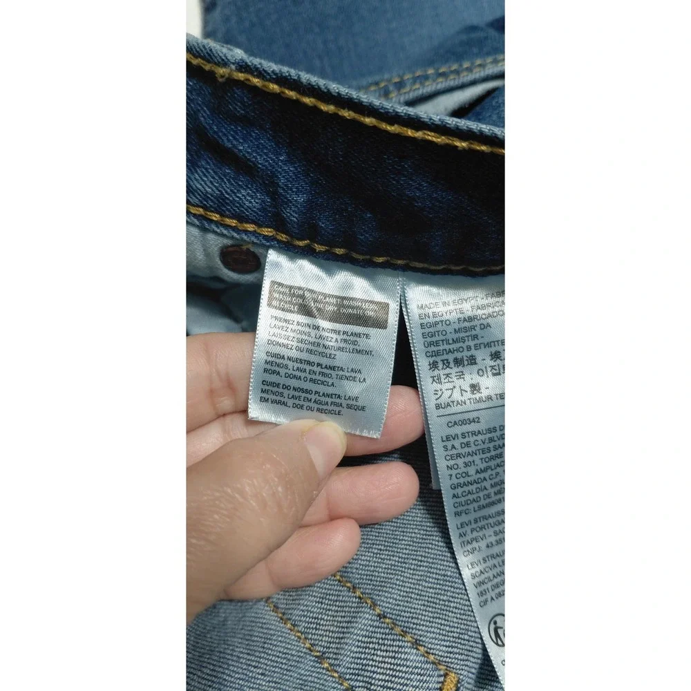 Levis 501 Denim Jeans Button Fly 36X30 Blue 5 Pocket Straight Leg Cotton Western